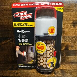 Battery Daddy Lantern + Storage 2-in-1 holds 42 batteries with tester NEW
